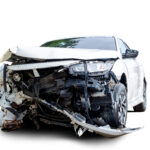 vecteezy_front-of-white-car-get-damaged-by-accident-on-the-road_11020873_184 Laudo Técnico Reclassificação de Monta